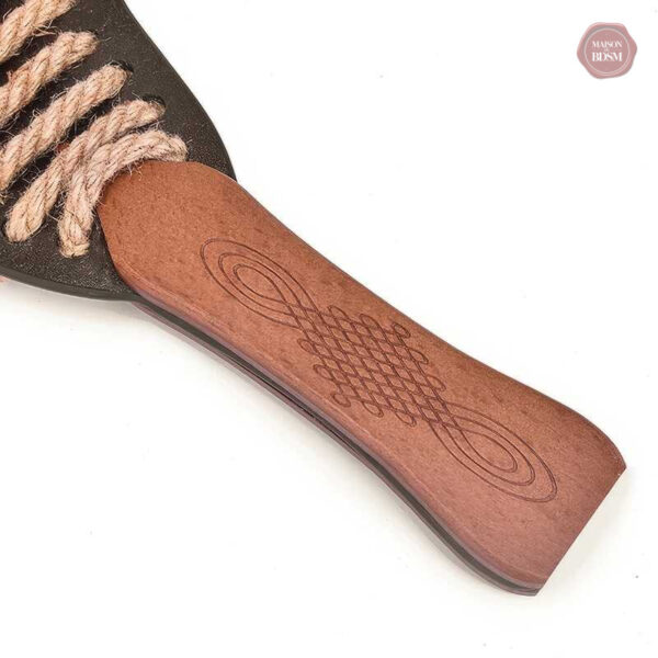 Accessoire BDSM en style ancien pour couples