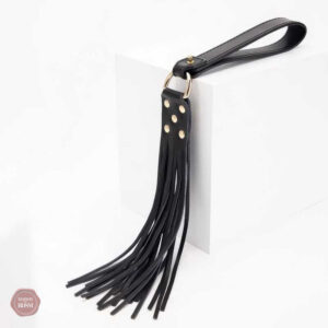 Accessoire de plaisir martinet pour couples audacieux