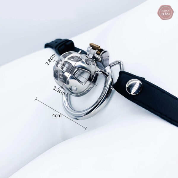 Cage de chasteté en acier, design compact