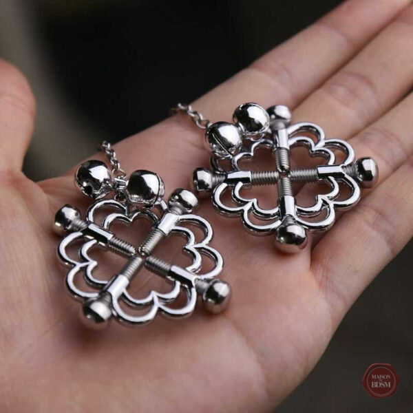 Accessoire de jeu érotique en forme de fleurs