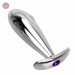 Stimulation anale avec un plug design inspiré du corps masculin