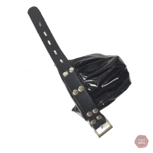 Sac de chasteté masculin en cuir verni brillant