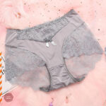 Sissy panties au style romantique