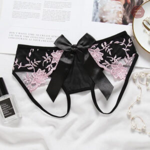 Culotte sissy en dentelle douce et féminine