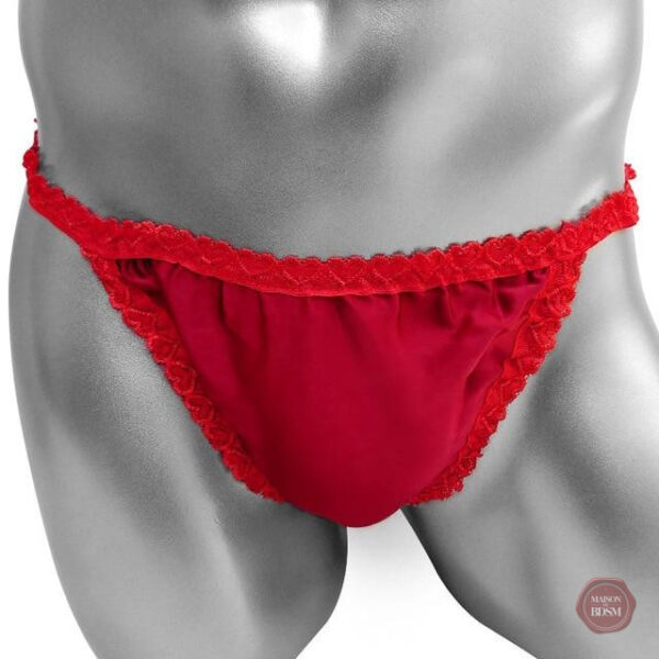 Sissy panties ornés de dentelle raffinée