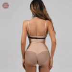 Harnais sexy, accessoire incontournable du BDSM