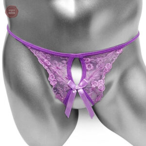 String ouvert en dentelle pour une touche audacieuse