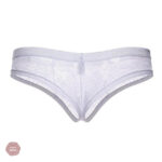 String en dentelle, touche de sensualité pour votre lingerie