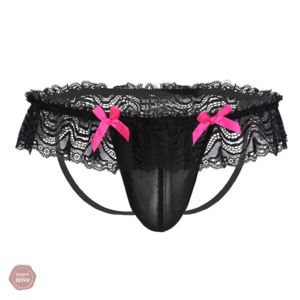 String Sissy Elena, une pièce incontournable pour les amateurs de lingerie raffinée