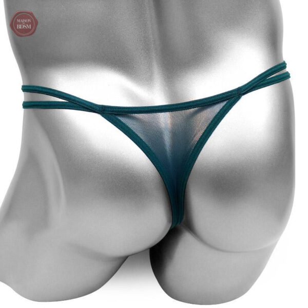 string-sans-entrejambe-brode-1 String sans entrejambe brodé pour un look audacieux
