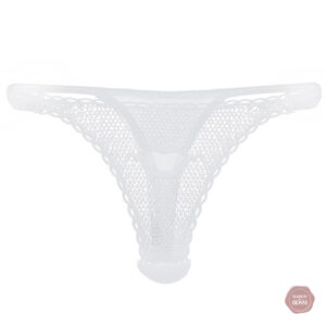 String en dentelle, idéal pour une allure séduisante