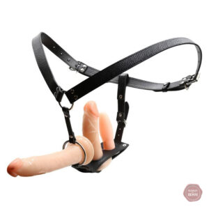 Triple gode ceinture pour des plaisirs variés